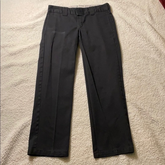 Clothes - Picture 14 of 16